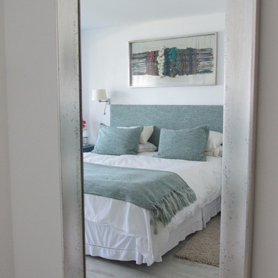 Decoración dormitorio principal.