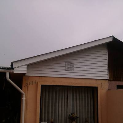 CAMBIO DE FRONTON POR VINYL SIDING