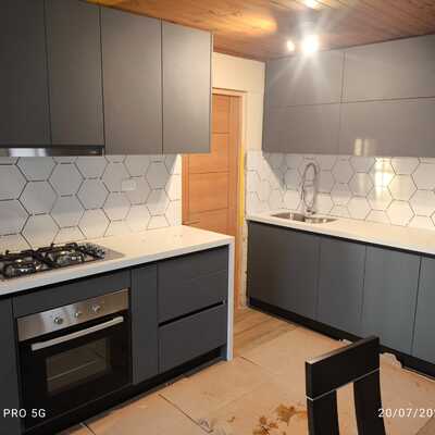 Instalación salpicadero cocina