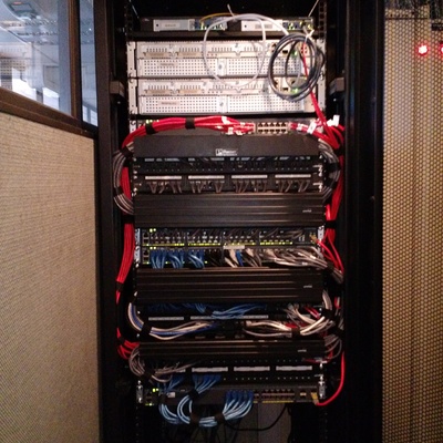 rack de comuniciaciones