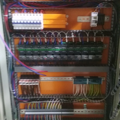 sala de calderas en edificio Marur