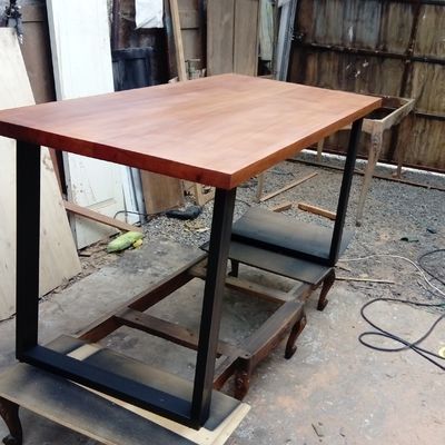 Mesa base de fierro,rustica