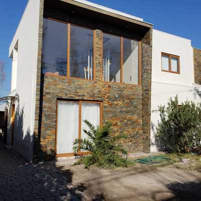 Casa Roberto Guzman B, Las Condes