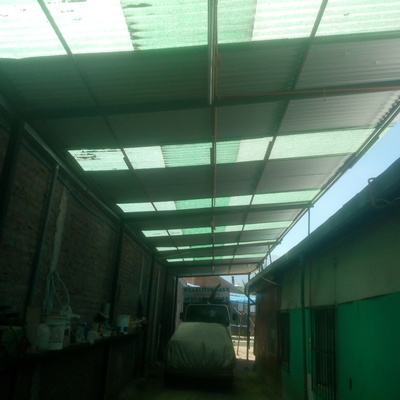 Muro divisor más cobertizo