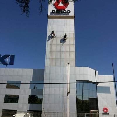 Instalación de gigantografías