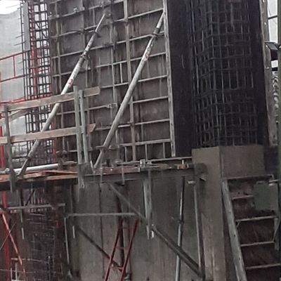 CONSTRUCCIÓN gruesa