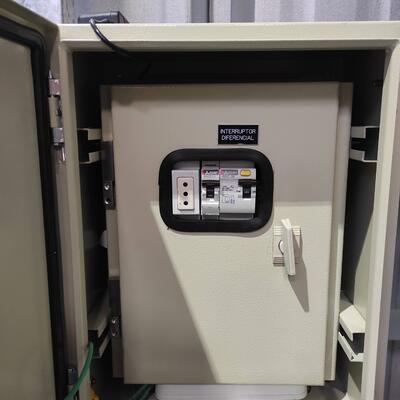 Tablero bomba de agua