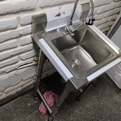 Instalación lavadero local comercial