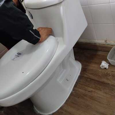 Instalación wc casa