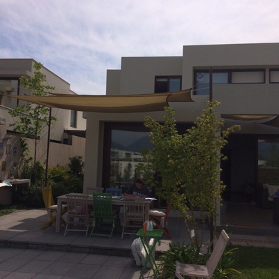 PROYECTO LOS TRAPENSES "Remodelación de fachada, Patio Piscina y Instalación de Toldos"