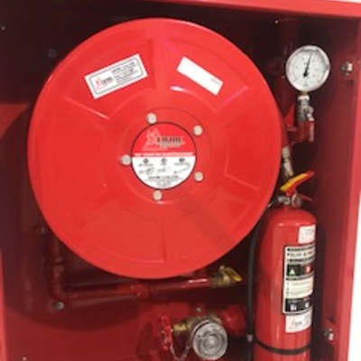 Carrete de Manguera + Gabinete