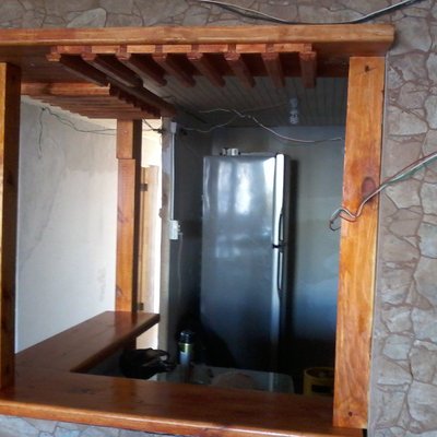 bar de cocina las copas arriba