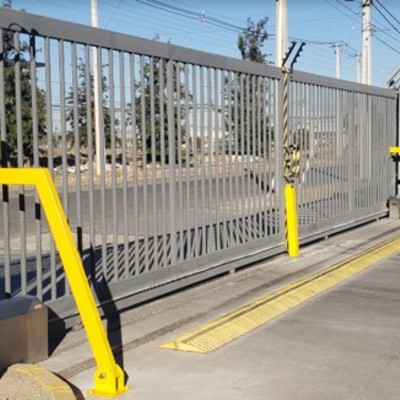 Porton centro de bodegas Buenaventura