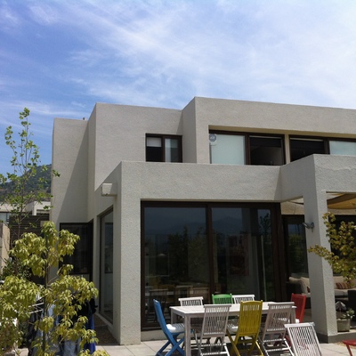 PROYECTO LOS TRAPENSES "Remodelación de fachada, Patio Piscina y Instalación de Toldos"