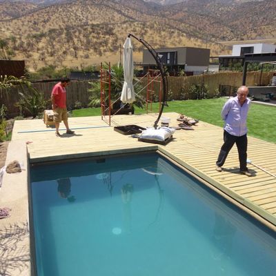 Piscina y Deck