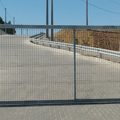 Portón de Malla Acmafor