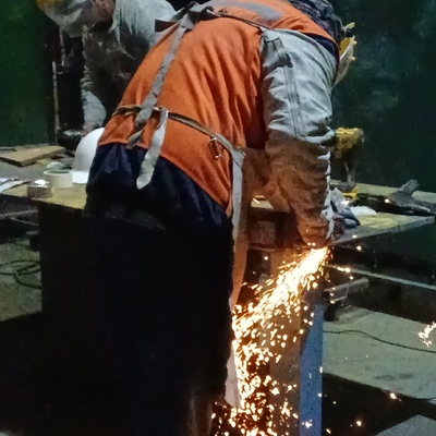 Construcción de Equipo Enrejado