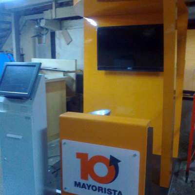 STAND MAYORISTAS 10