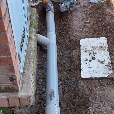 Mantenimiento e Instalacion de tuberia pvc Alcantarillado