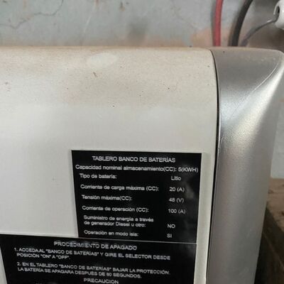 Proyecto 8kw hibrido 5kw baterías Palmilla