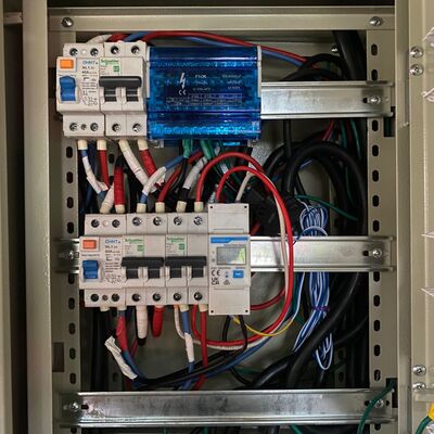 Proyecto 8kw hibrido 5kw baterías Palmilla