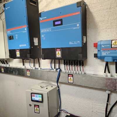 Proyecto 10kw hibrido 20kw baterías La Gonzalina Rancagua