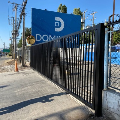 PORTON DE ACCESO METALICO