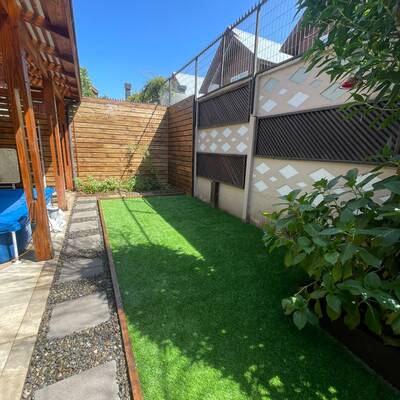 UN PATIO MINIMALISTA