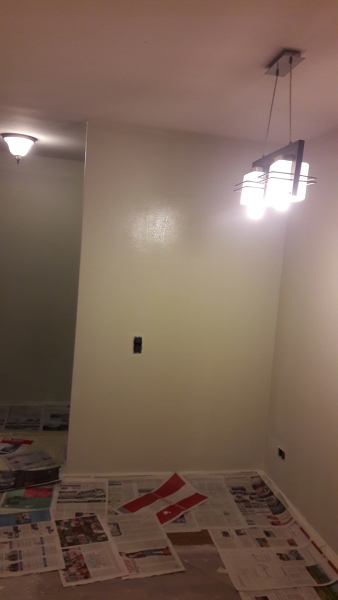 Pintando departamento en las condes