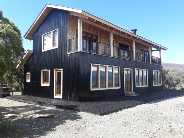 Casa fundo san jose mallin grande chile chico