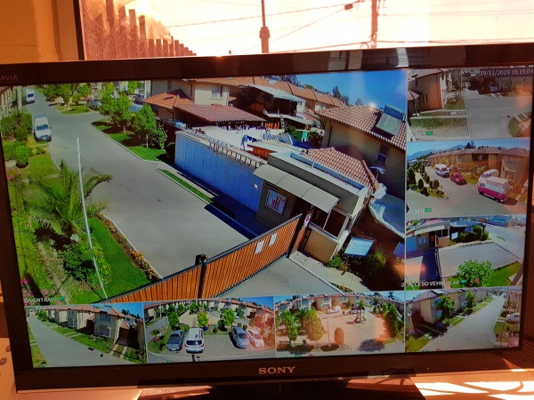 Instalación de cámaras en condominio