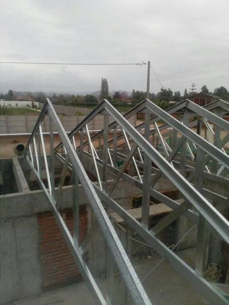 Foto: "Cerchas Metalcom" de Obras Menores Y Mayores Cortes Flores Ltda