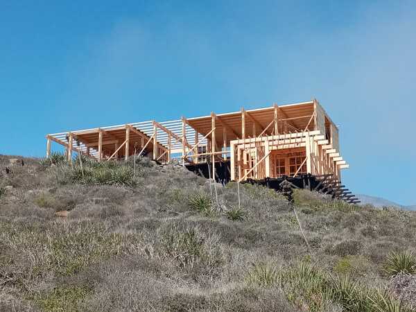 Obra Casa 8 quebradas