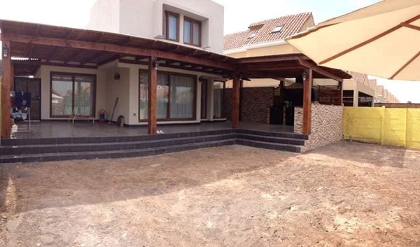 Foto: Cobertizo de Constructora Santiago Innova #439005 - Habitissimo