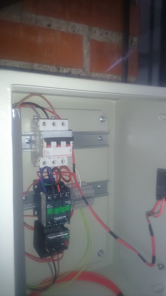 Tablero de Fuerza y Control para Compresor