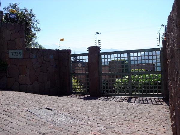 Entrada a Casa 1