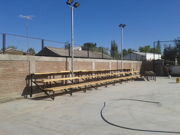 Galería para multicancha de 3 niveles