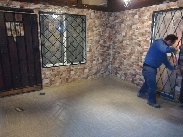 Foto: Porcelanato en Piso y Ceramica en Muro de Constructortyt #316888