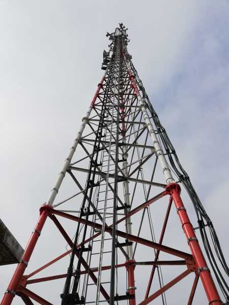 torre autosoportada