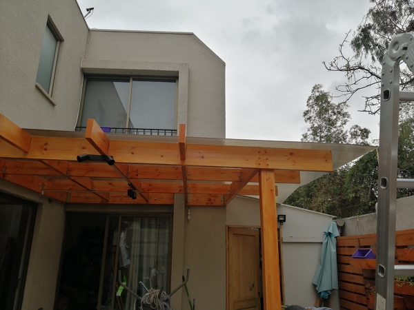 Pergola de  pino
