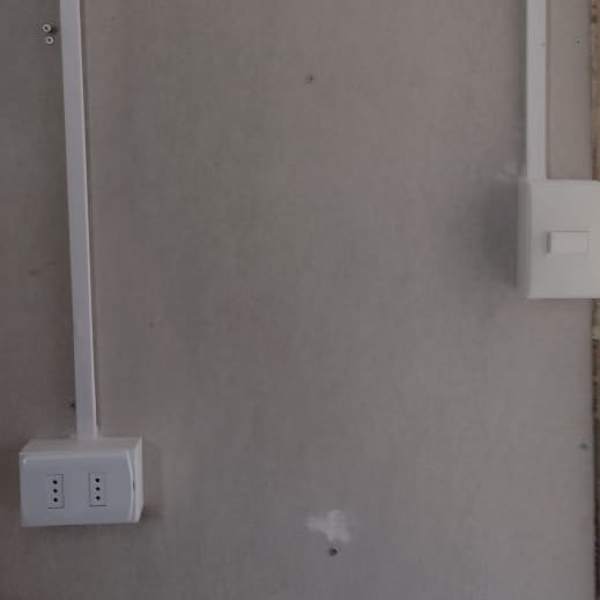 instalación eléctrica sobrepuesto