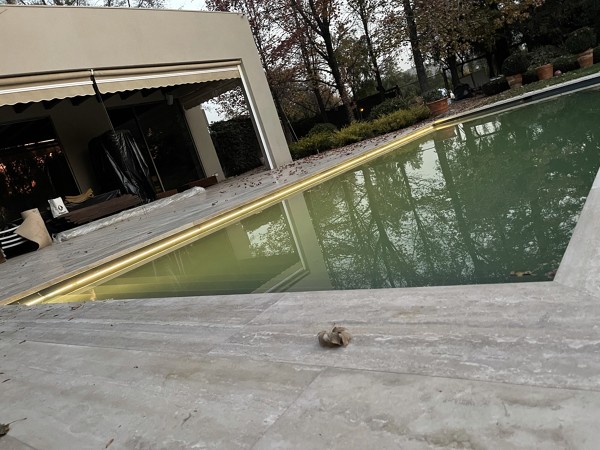 Instalación cinta LED Piscina