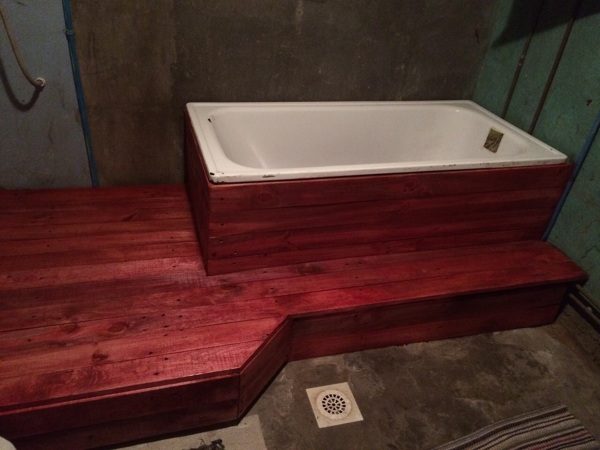 Instalación de tina tipo jacuzzi.