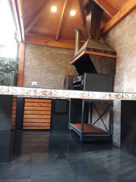Construcción quincho-pergola