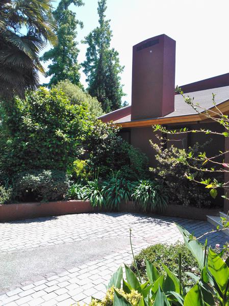 Lado fachada casa MEJICANA.