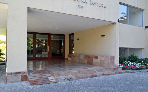 Remodelación Hall Luis Carrera