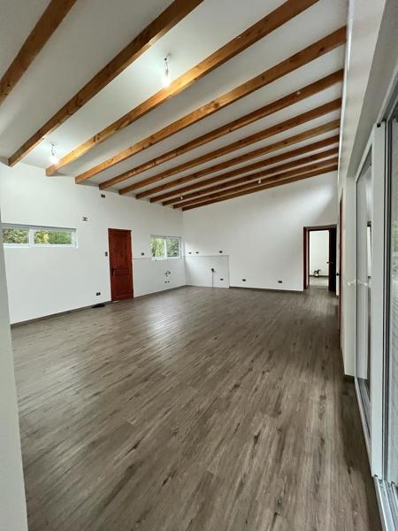 Casa 90mt2 // ENSENADA