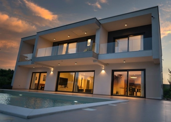 Construcción de Casas - Antonio Recabarren