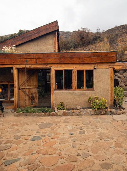 Casa Techo verde y Barro