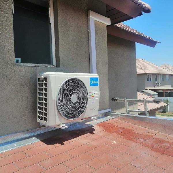 unidad exterior midea